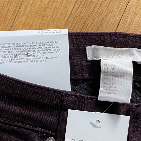 NWT H&M Super Stretch Skinny Jeans Deep Purple Plum Size 6 - Picture 3 of 11